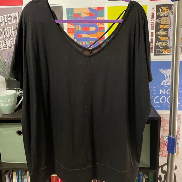 Black flutter sleeve top - Picture 1 of 3